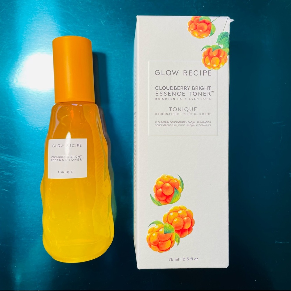 Glow Recipe Cloudberry Bright Essence Toner - Picture 1 of 4